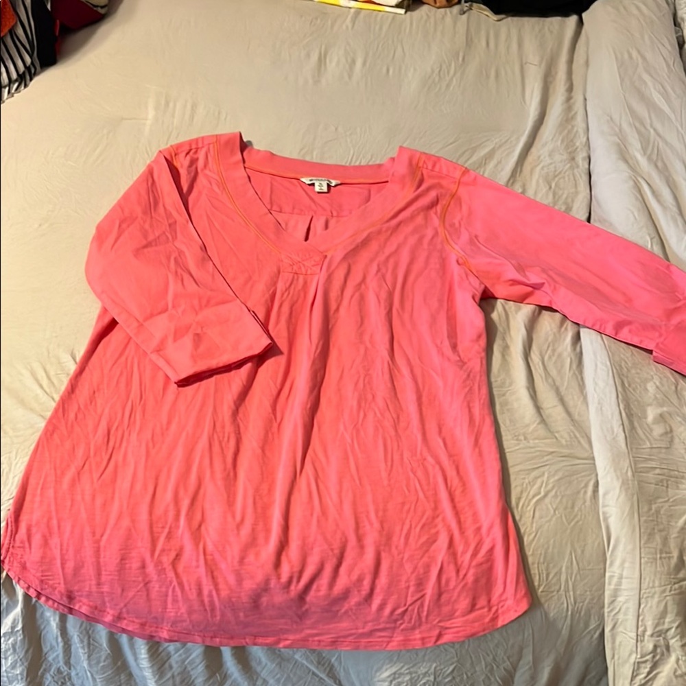Women's Pink V-Neck Top